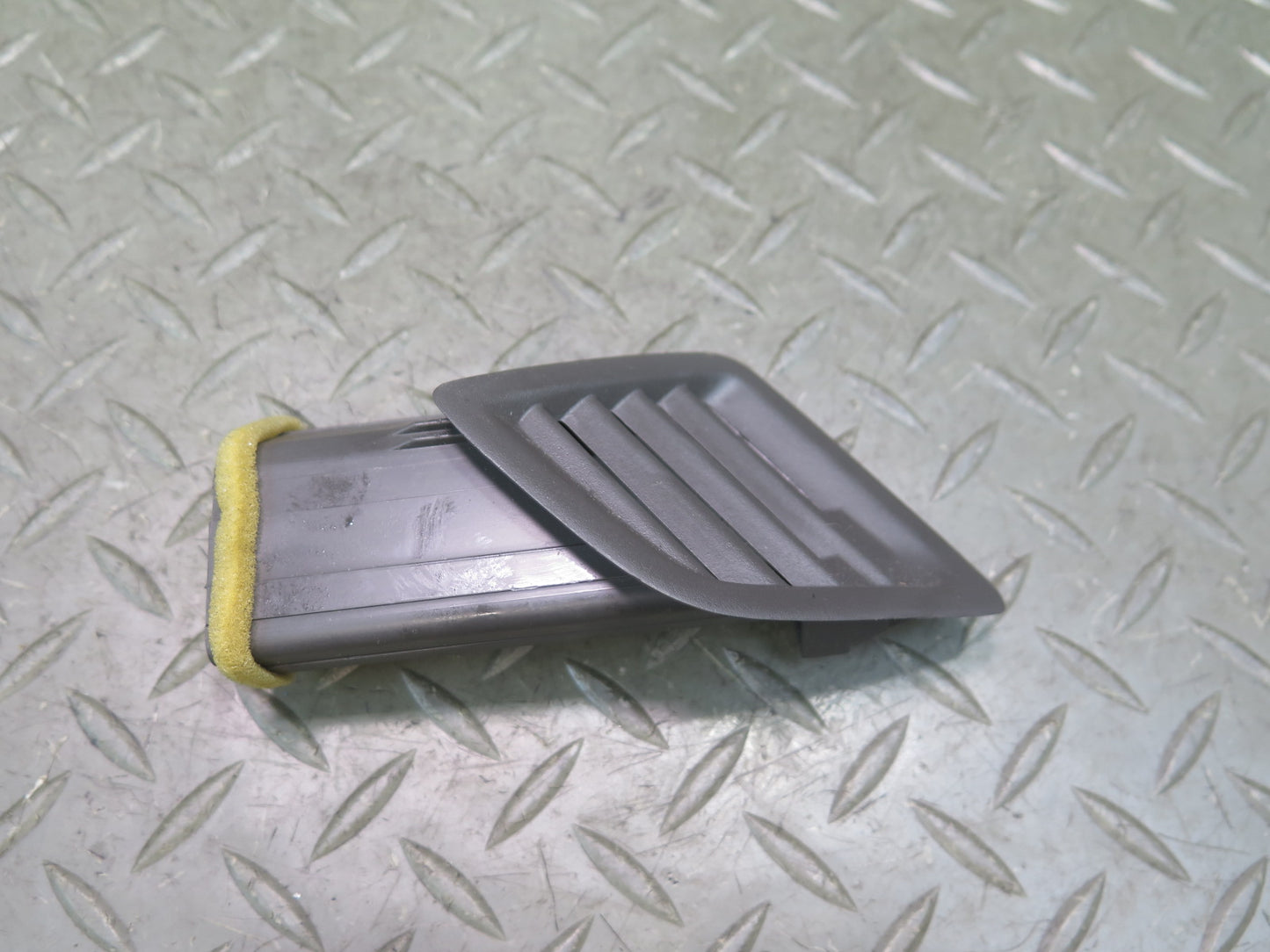 96-98 Nissan Stagea WGC34 Dash Front Left A/C Air Vent Grille OEM