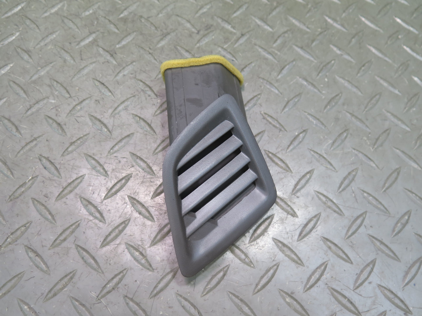 96-98 Nissan Stagea WGC34 Dash Front Left A/C Air Vent Grille OEM