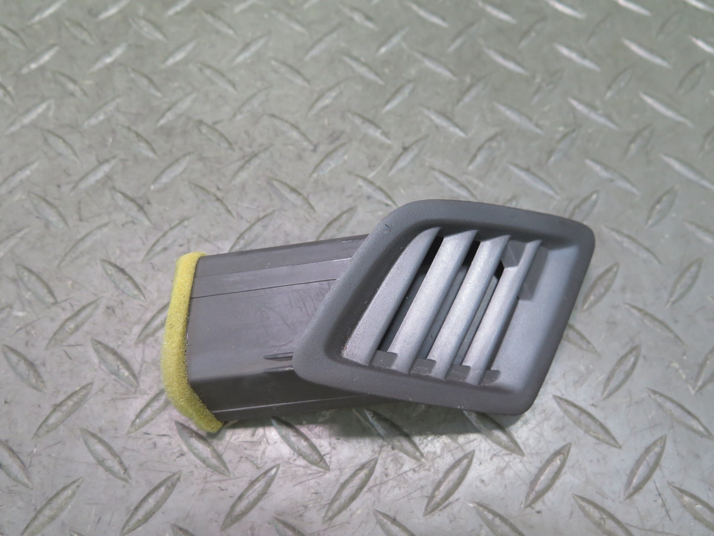 96-98 Nissan Stagea WGC34 Dash Front Right A/C Air Vent Grille OEM