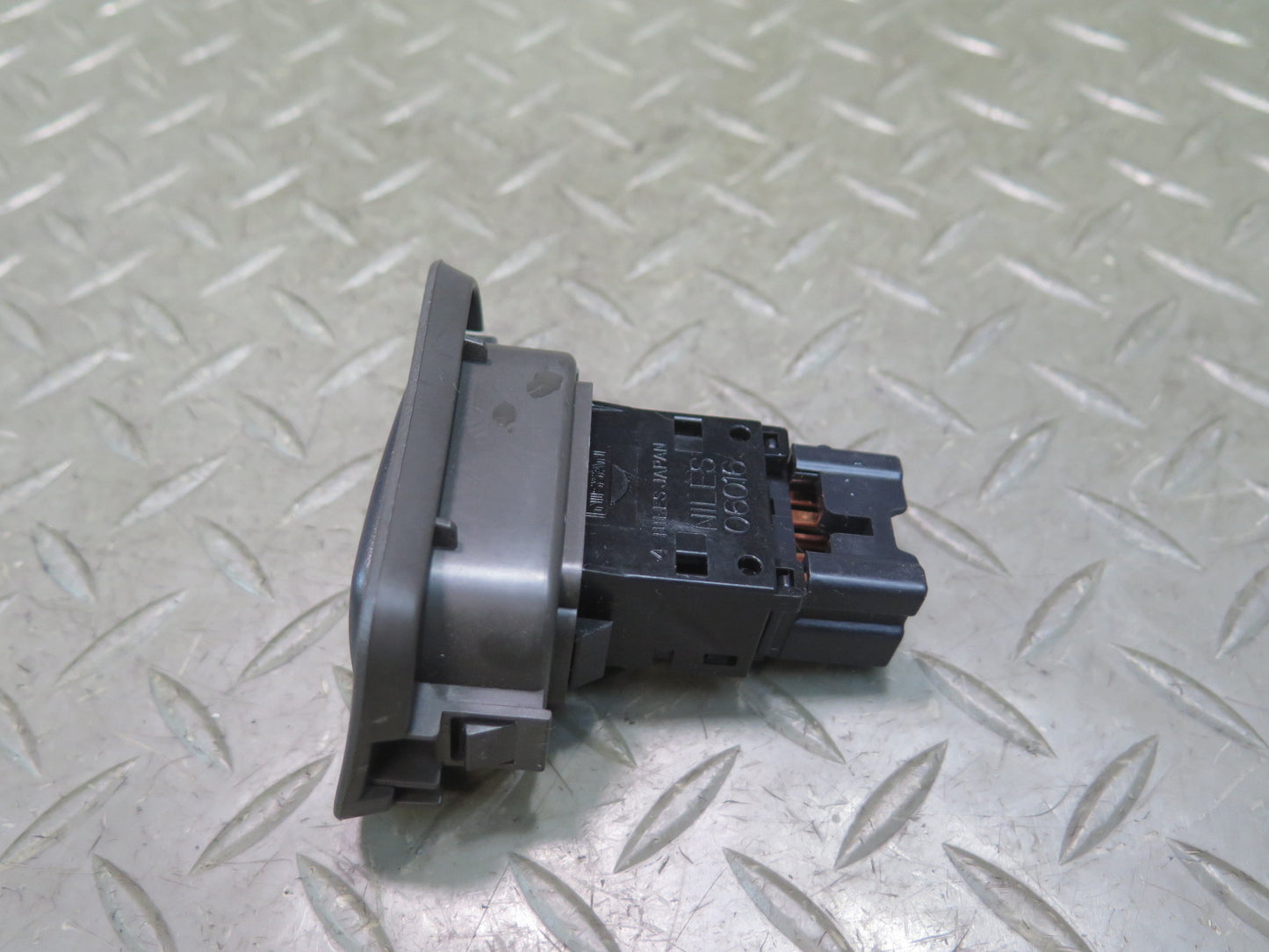 96-98 Nissan Stagea WGC34 Emergency Hazard Warning Button Switch OEM
