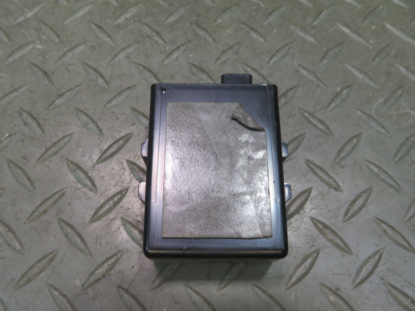 96-98 Nissan Stagea WGC34 Under Dashboard Dash ECU Control  Module OEM