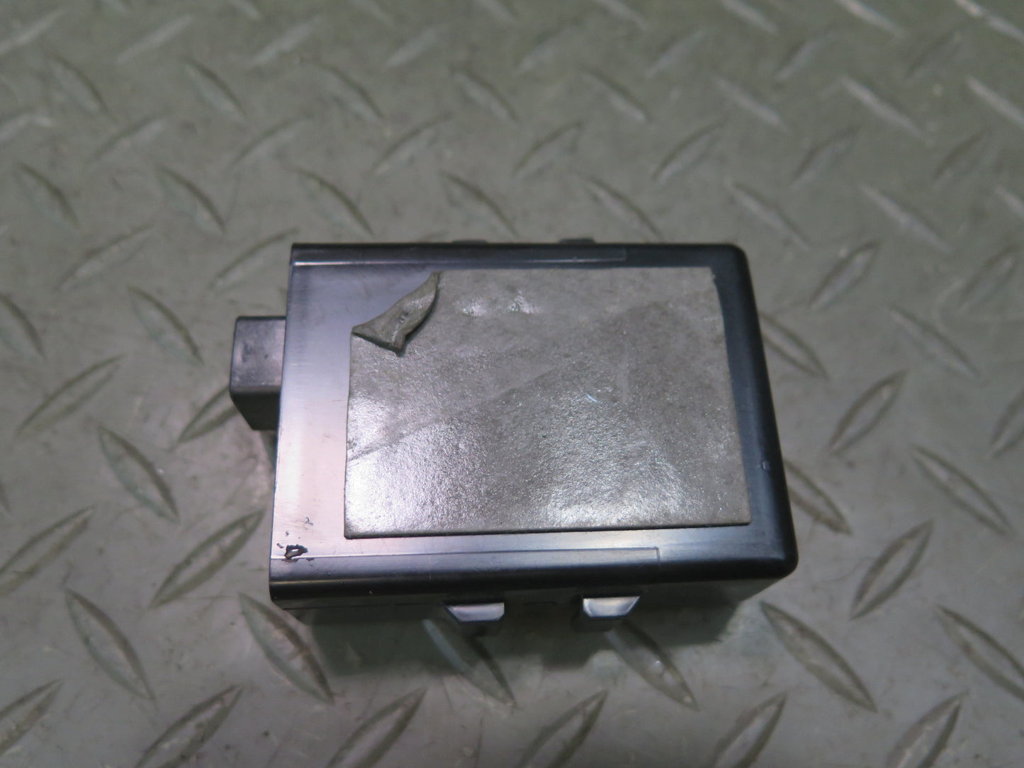 96-98 Nissan Stagea WGC34 Under Dashboard Dash ECU Control  Module OEM