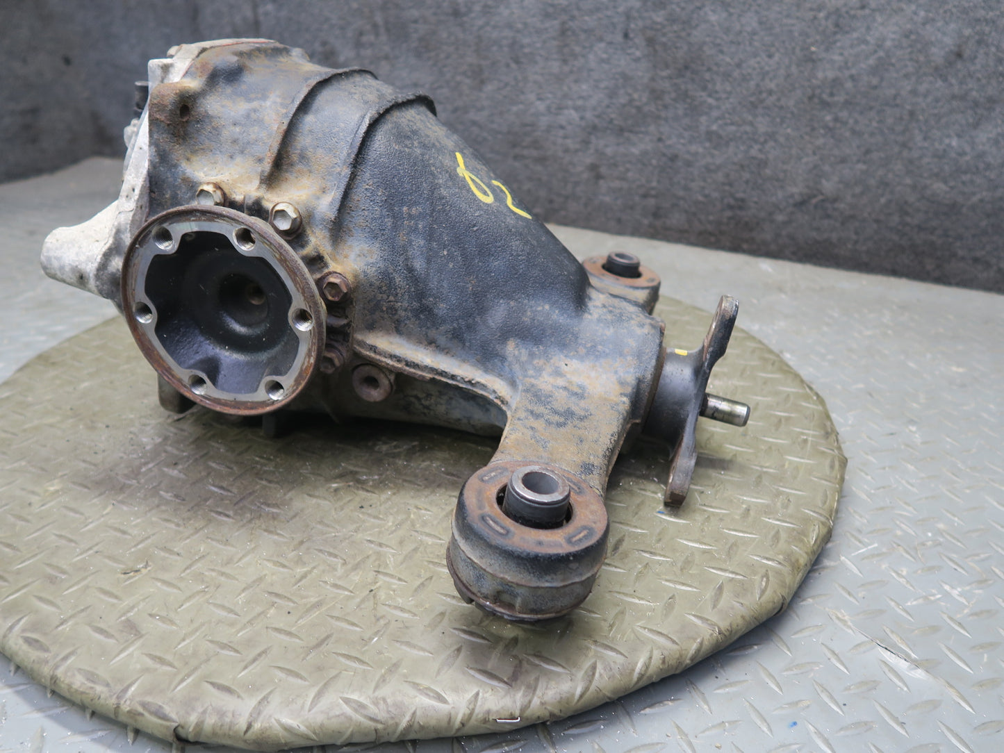 98-00 Lexus UCF20L LS400 A/T Rear Differential Carrier 3.266 Ratio OEM