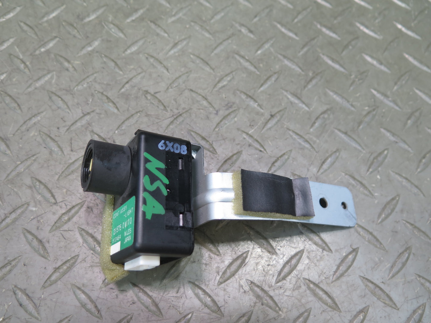 96-98 Nissan Stagea WGC34 Light Control Module 28575-0V010 OEM