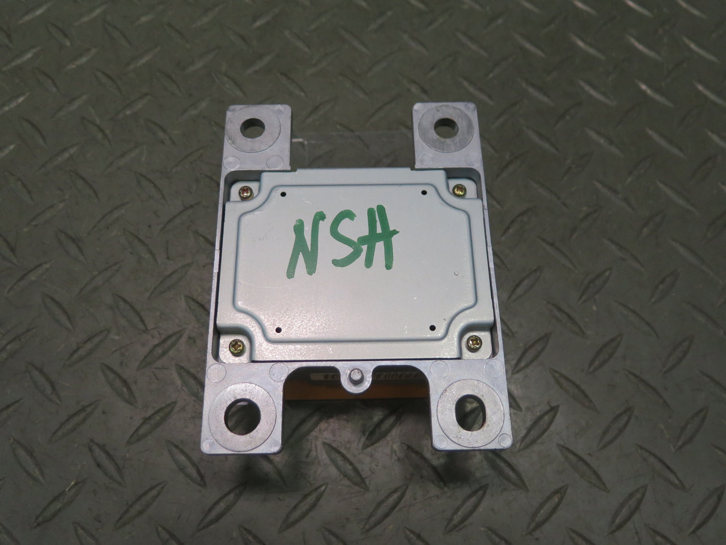 96-98 NISSAN STAGEA WGC34 AIR BAG SRS COMPUTER UNIT OEM