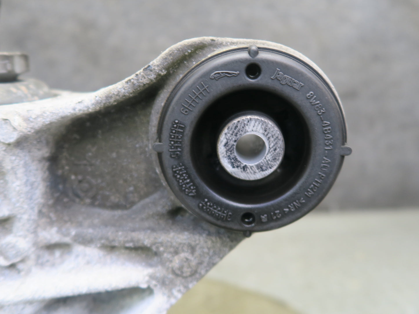 14-16 Range Rover Sport L494 3.0L Rear Differential Carrier 3.73 Ratio 45k Miles