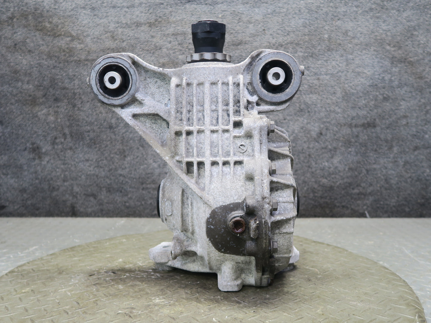 14-16 Range Rover Sport L494 3.0L Rear Differential Carrier 3.73 Ratio 45k Miles