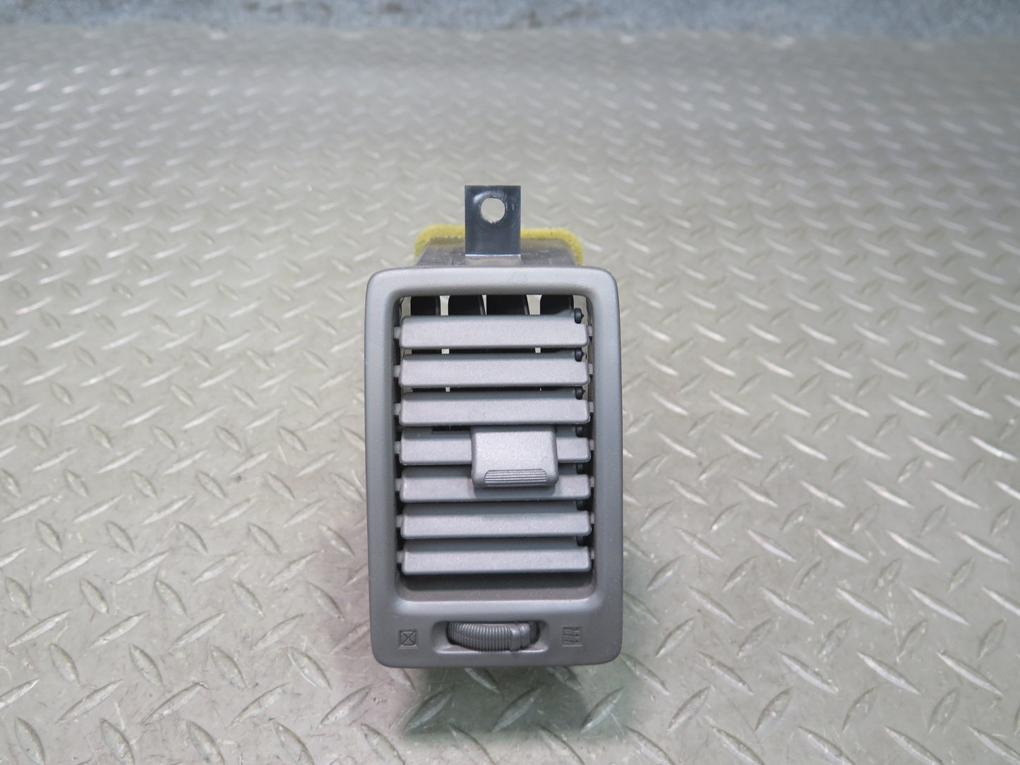 96-98 Nissan Stagea WGC34 Dash Front Left A/C Air Vent Grille OEM