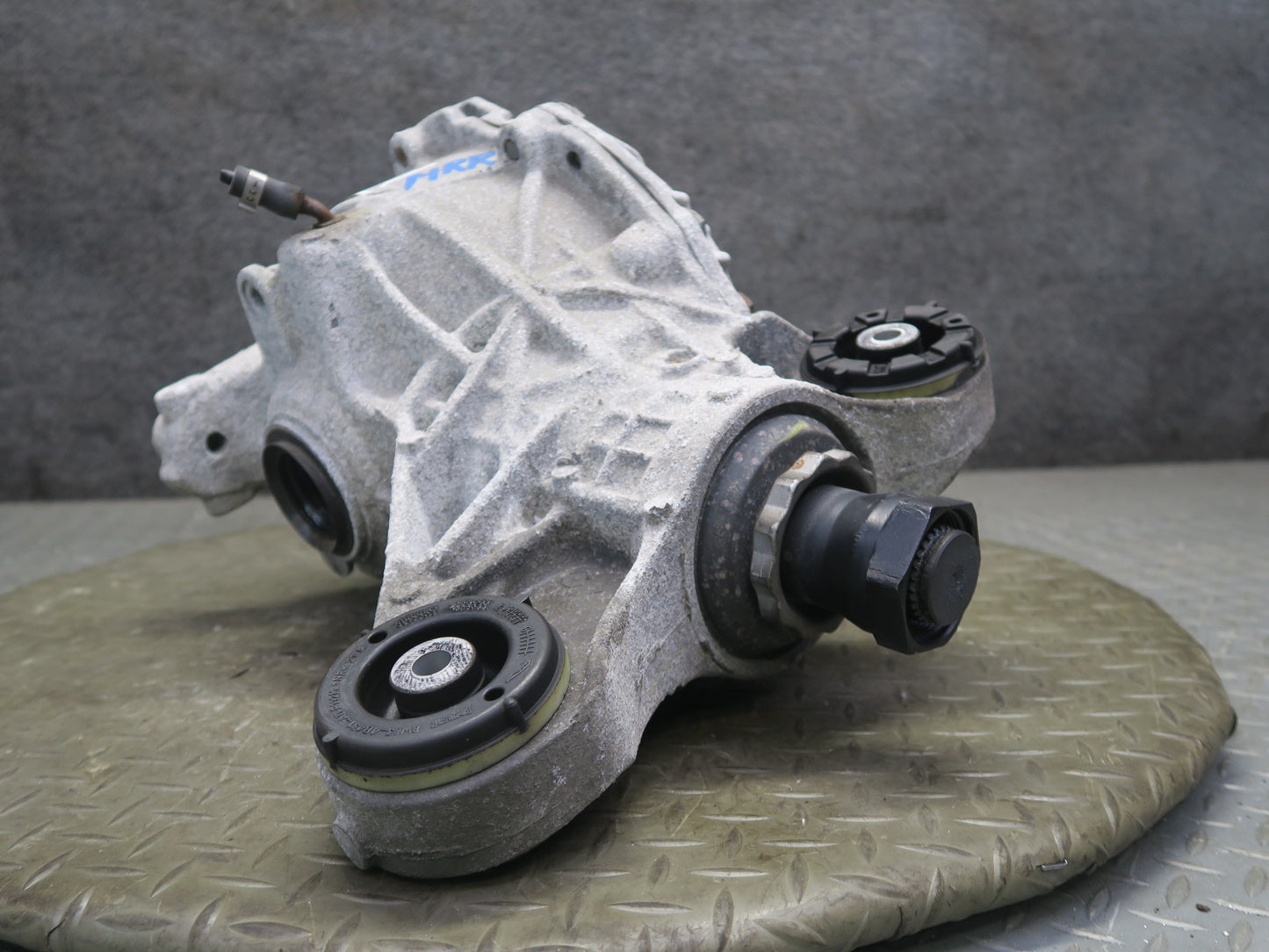 14-16 Range Rover Sport L494 3.0L Rear Differential Carrier 3.73 Ratio 45k Miles