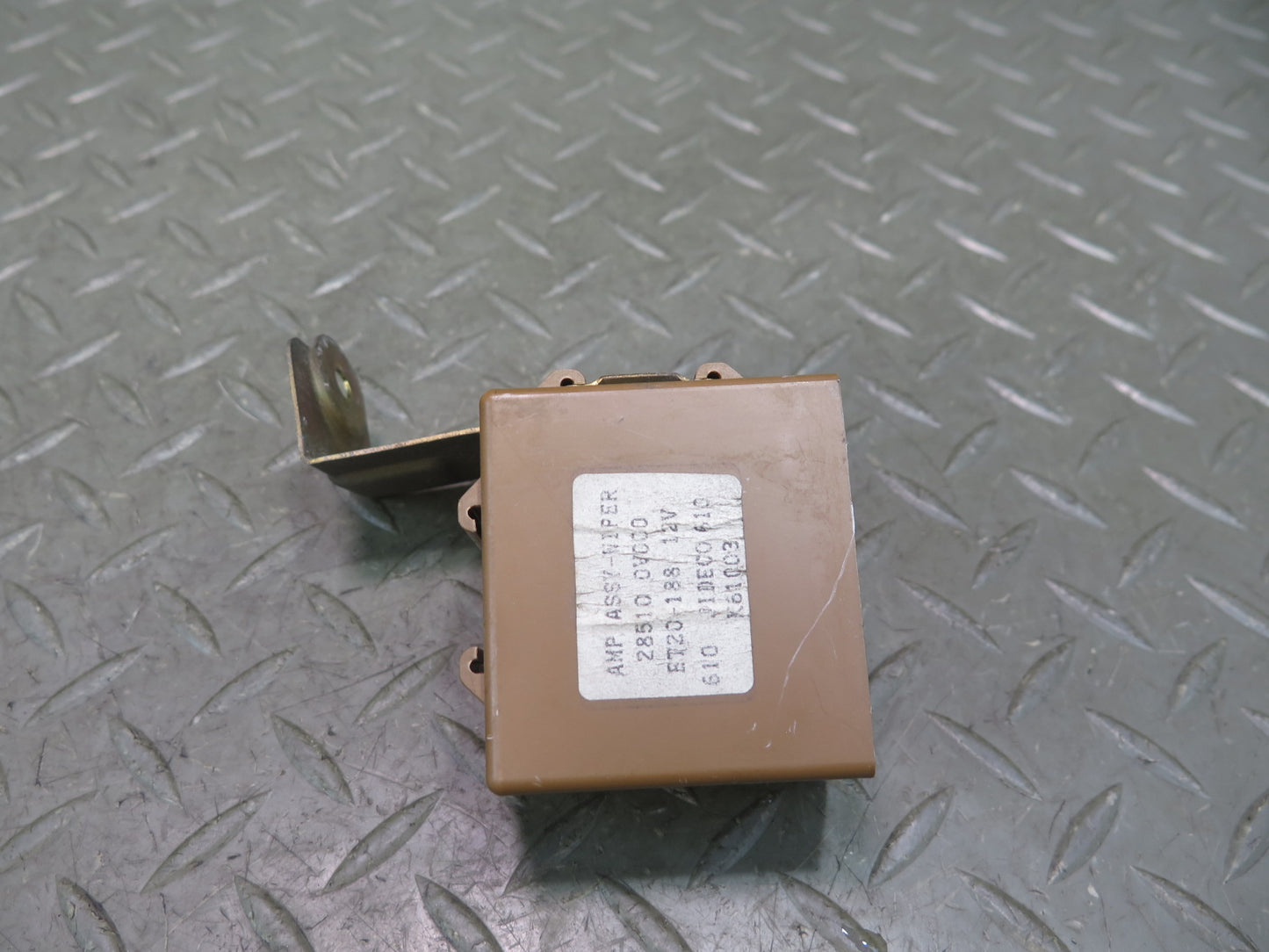 96-98 Nissan Stagea WGC34 Rear Wiper Control Unit 28510-0V000 OEM