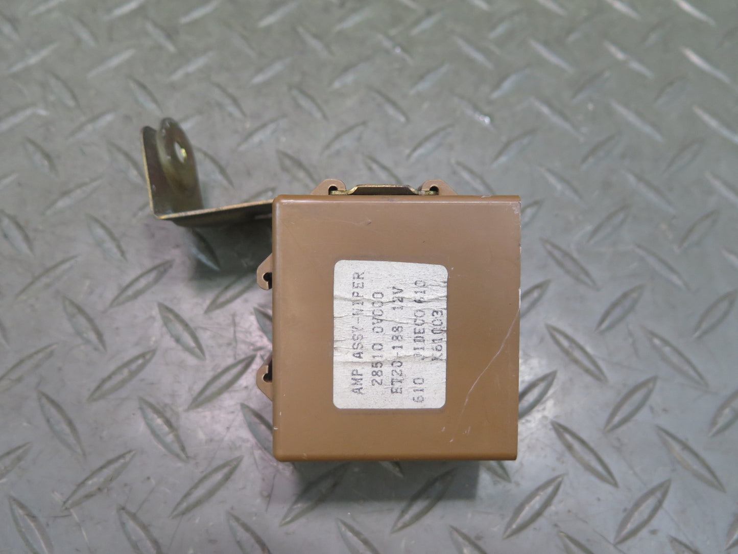 96-98 Nissan Stagea WGC34 Rear Wiper Control Unit 28510-0V000 OEM