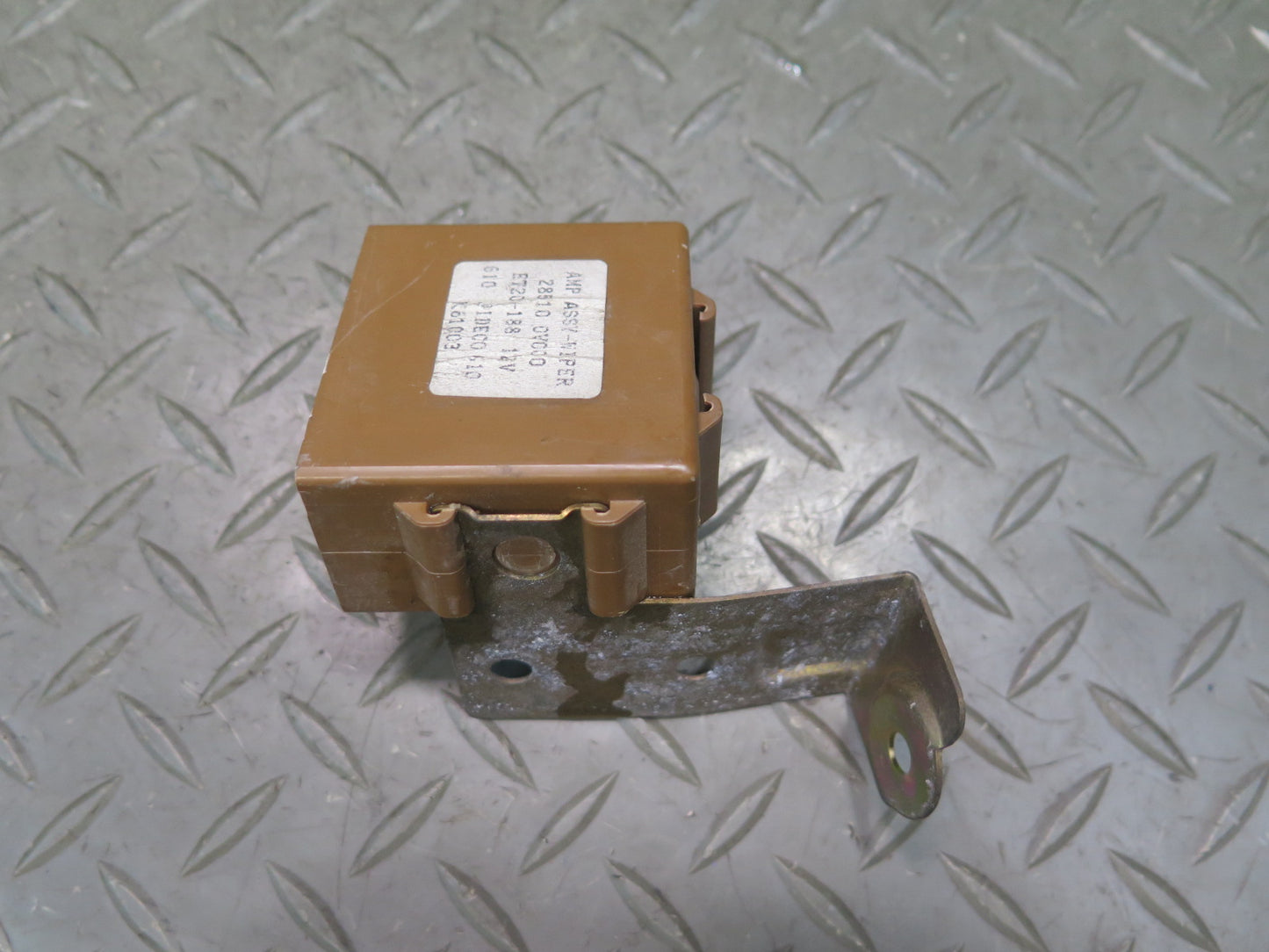96-98 Nissan Stagea WGC34 Rear Wiper Control Unit 28510-0V000 OEM
