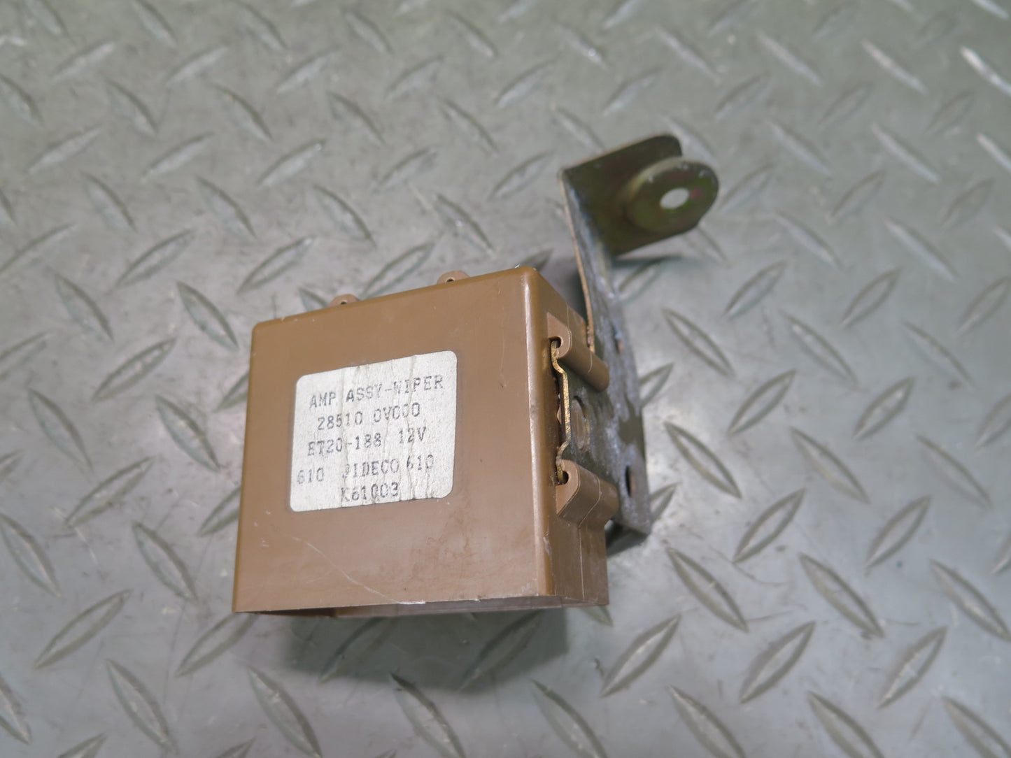 96-98 Nissan Stagea WGC34 Rear Wiper Control Unit 28510-0V000 OEM