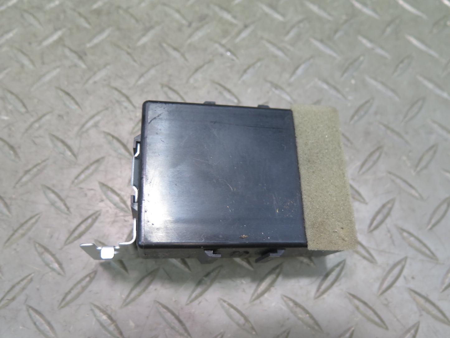 96-98 Nissan Stagea WGC34 A/T Smart Entrance Control Unit 28595-0V015 OEM