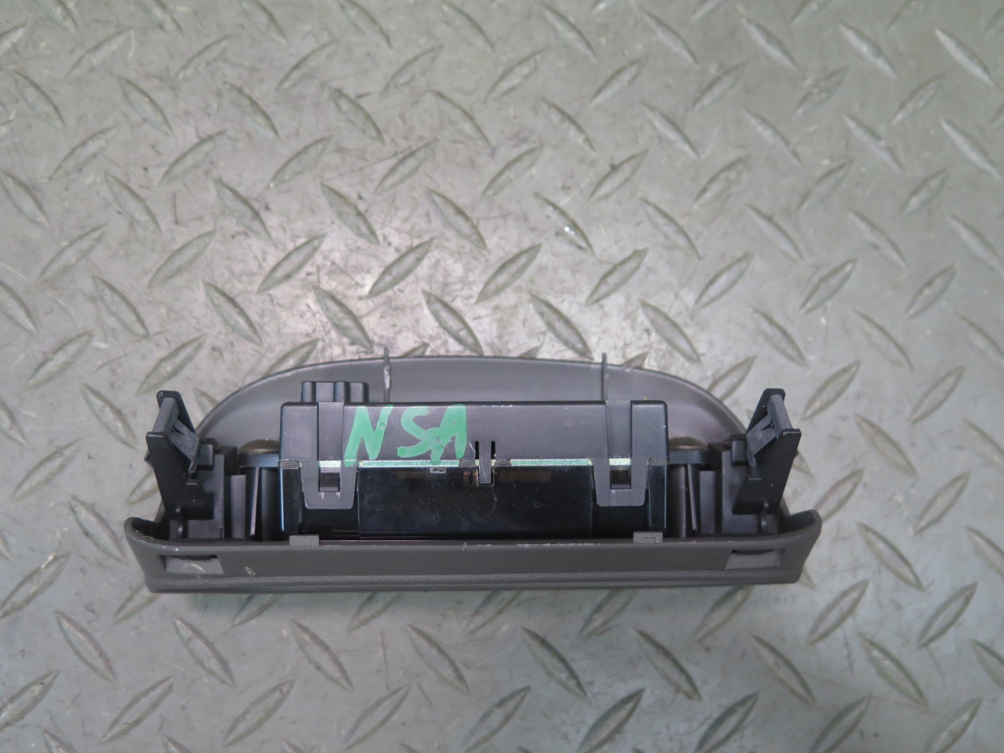 96-98 Nissan Stagea WGC34 Center Dash Digital Clock w Trim 25820-0V000 OEM
