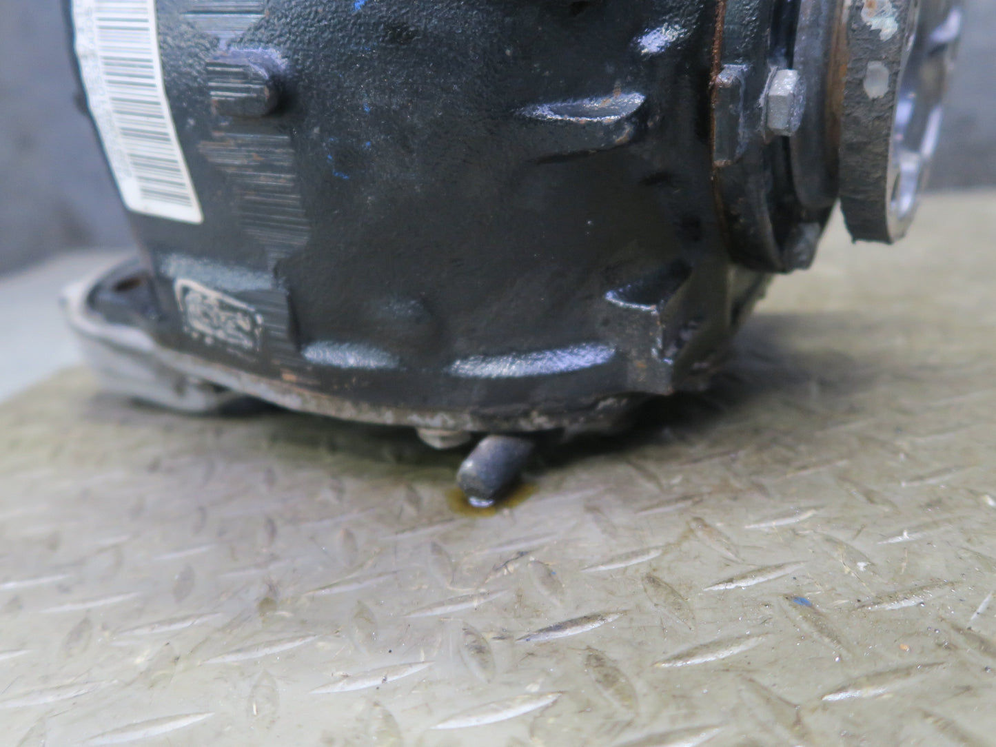 97-00 BMW E36/7 Z3 2.8L A/T Rear LSD Differential Carrier 4.10 Ratio 1428260 OEM