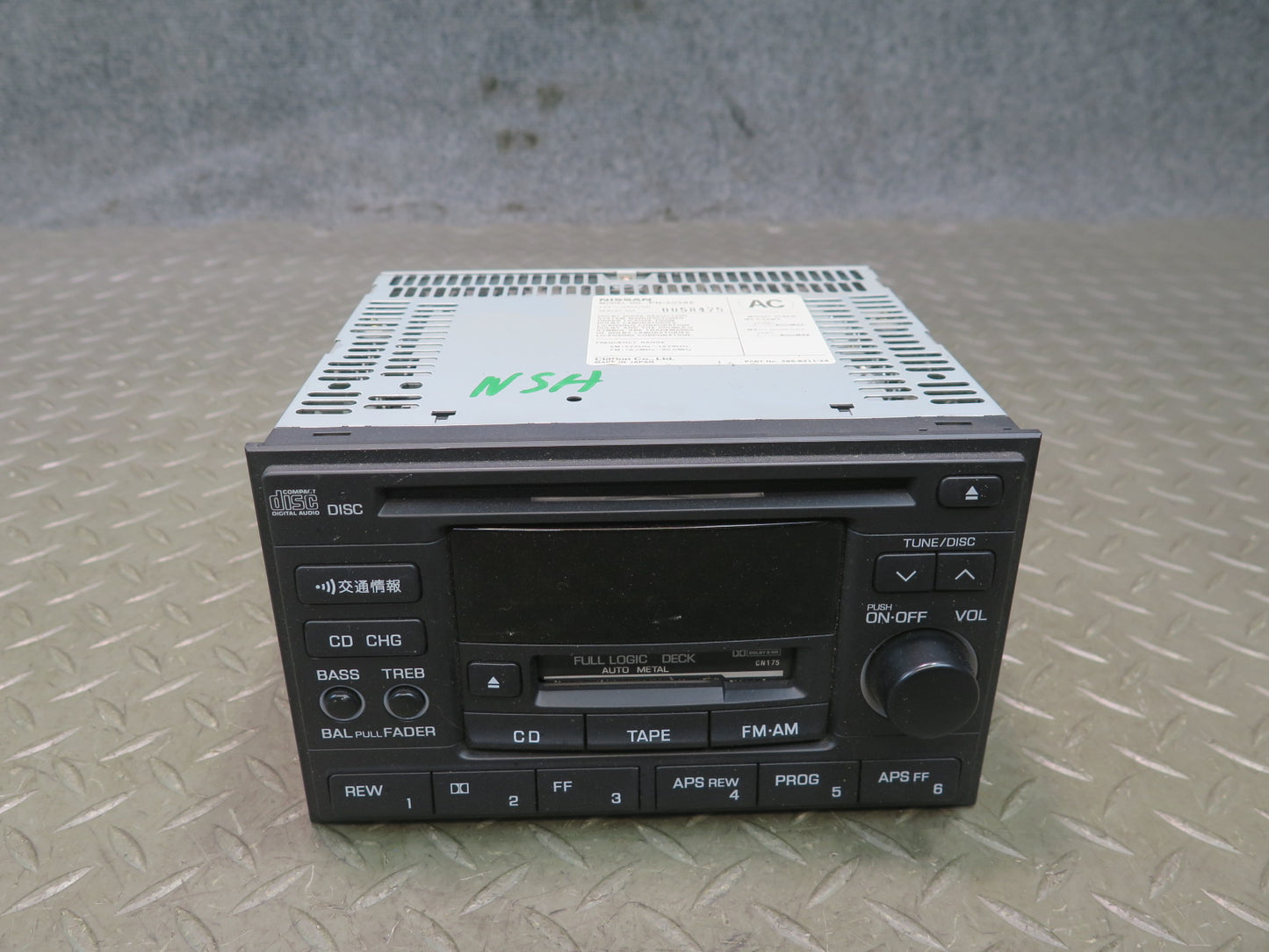 1996 Nissan Stagea WGC34 Clarion PN-2098 Radio Cassette CD Player Receiver OEM