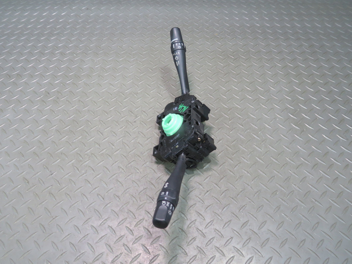 96-98 Nissan Stagea WGC34 Steering Column Turn Signal Wiper Multi Switch OEM