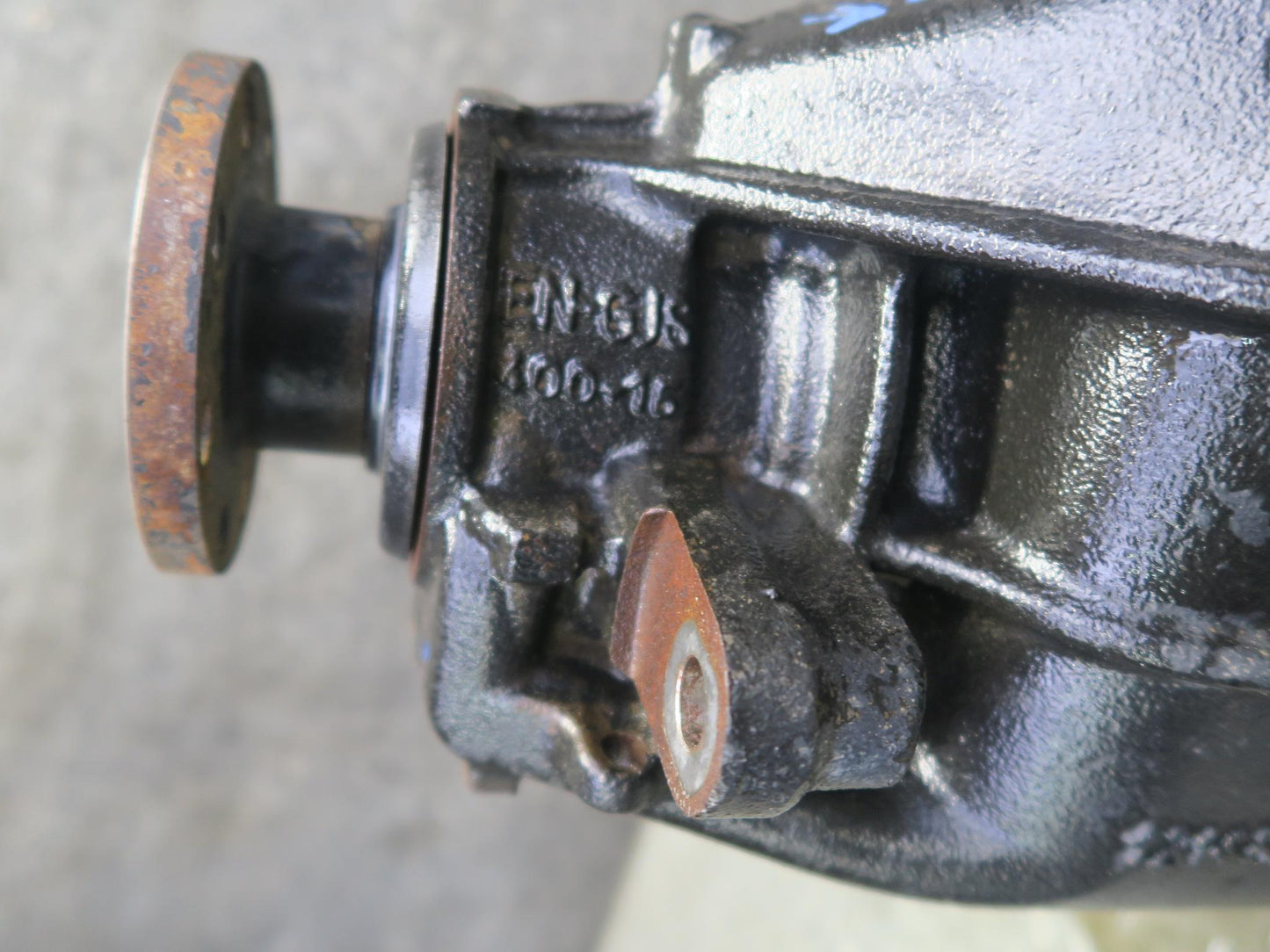 03-05 BMW E85 Z4 3.0L M54 M/T Rear Axle Differential Carrier 3.07 Ratio 110K OEM