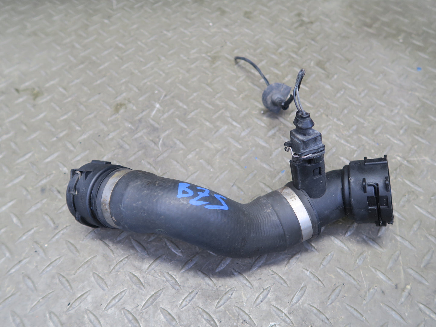 06-08 BMW E86 E85 Z4 N52 3.0L Set of 5 Engine Radiator Coolant Hose Pipe OEM