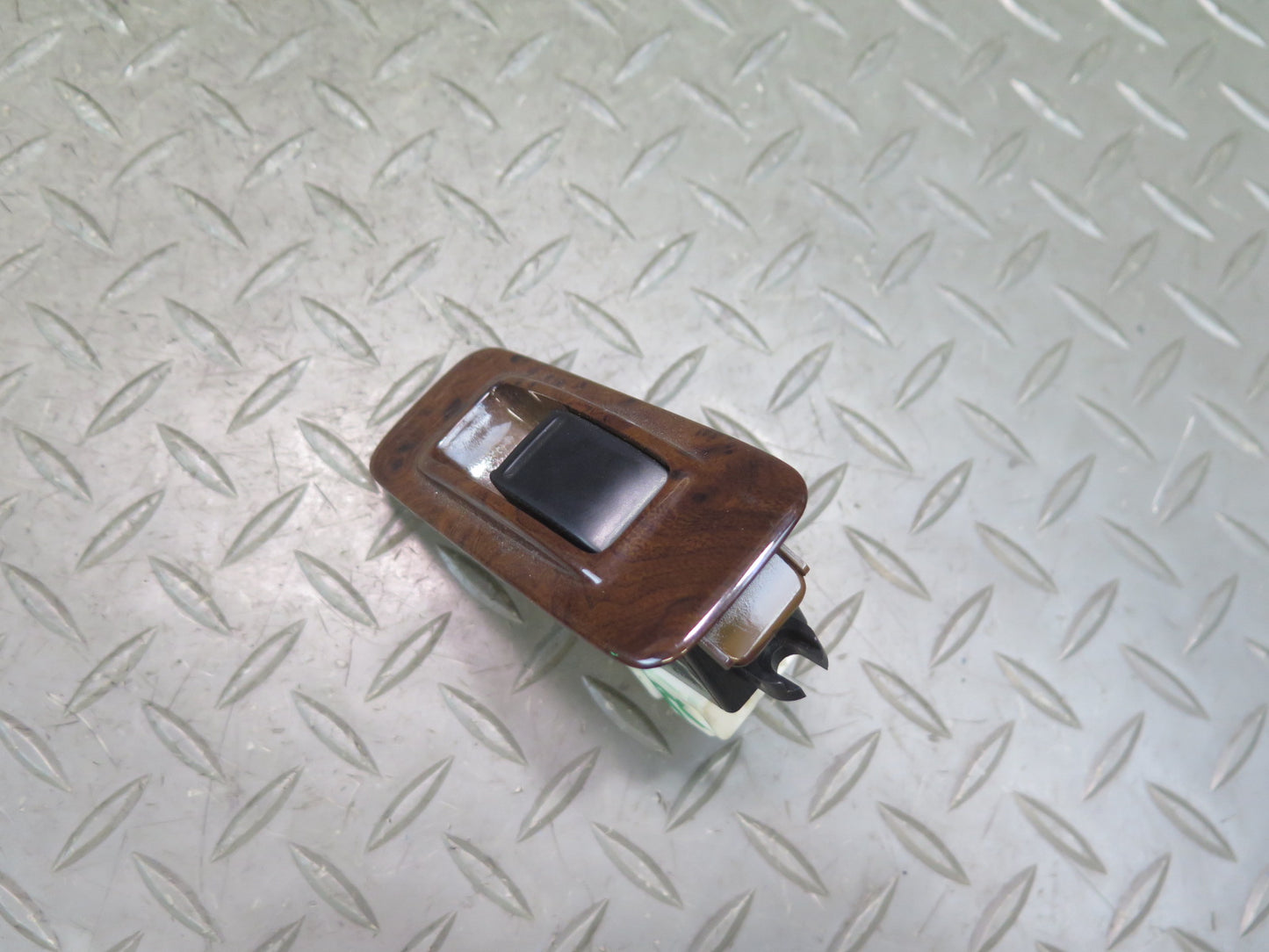 96-98 Nissan Stagea WGC34 Front Right Door Window Button Switch OEM