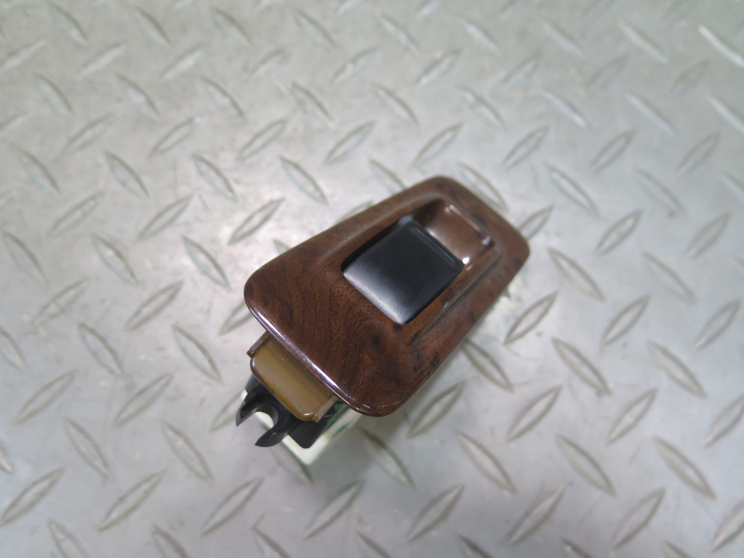 96-98 Nissan Stagea WGC34 Front Right Door Window Button Switch OEM
