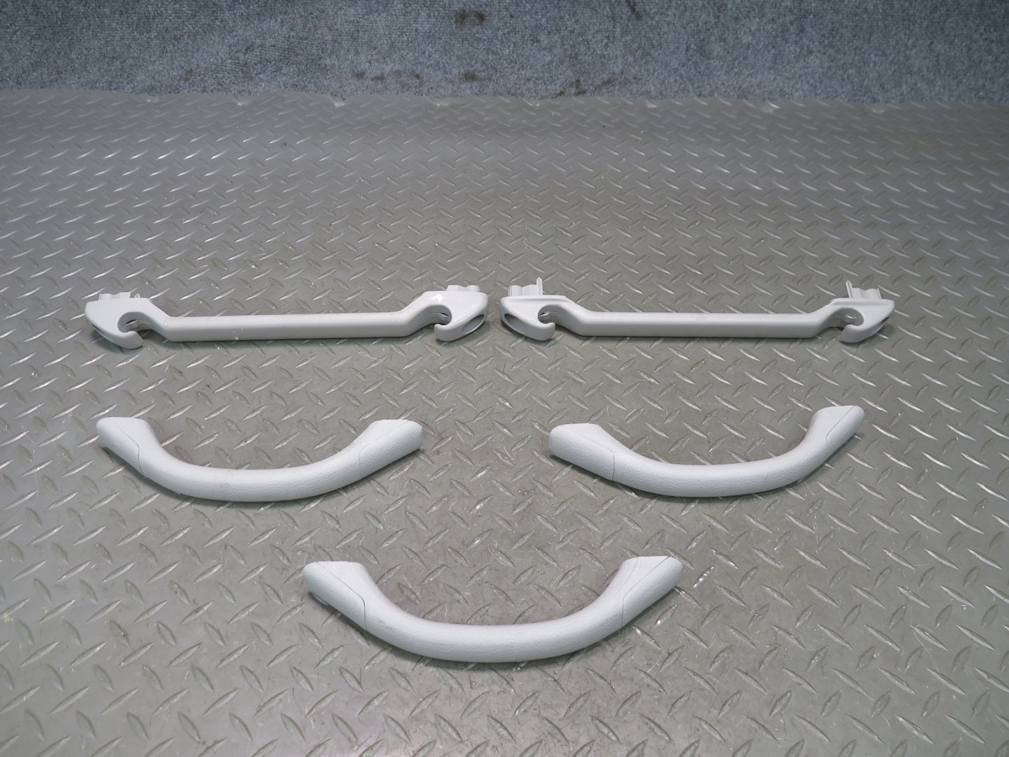 96-98 Nissan Stagea WGC34 Set of 5 Overhead Grab Handle OEM