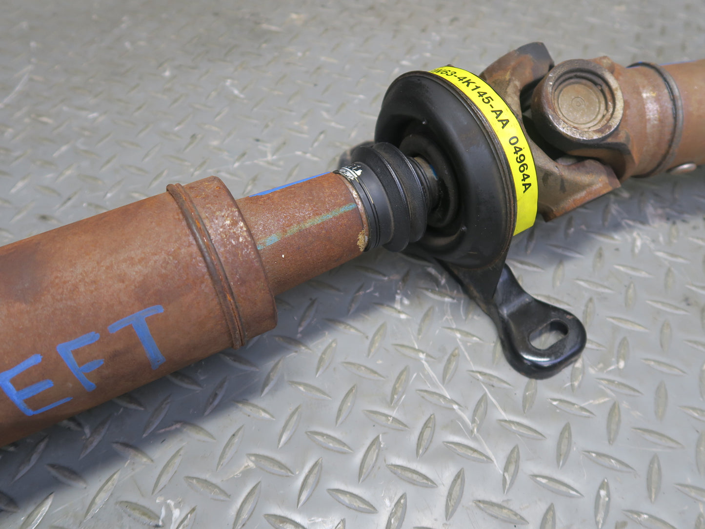 02-05 Ford Thunderbird A/T Rear Drive Shaft Driveshaft 33k Miles OEM
