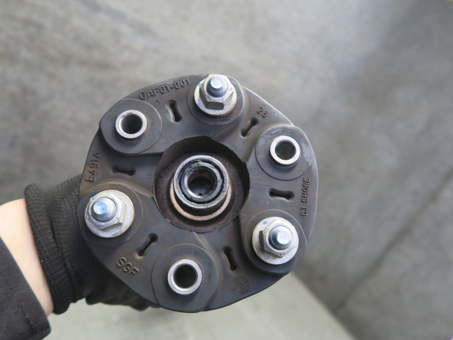 02-05 Ford Thunderbird A/T Rear Drive Shaft Driveshaft 33k Miles OEM