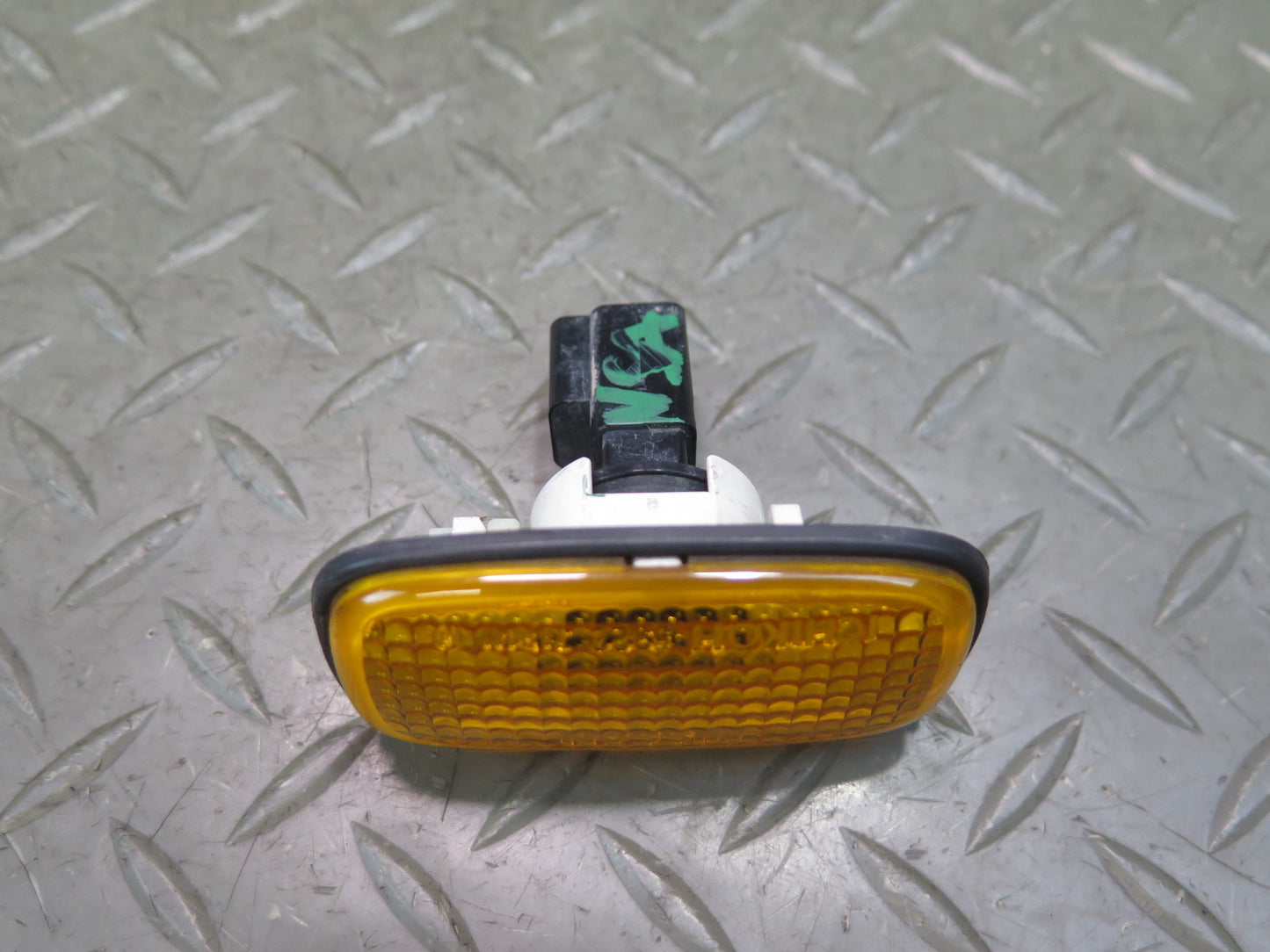 96-98 Nissan Stagea WGC34 Set of 2 Front Fender Turn Signal Light Lamp OEM