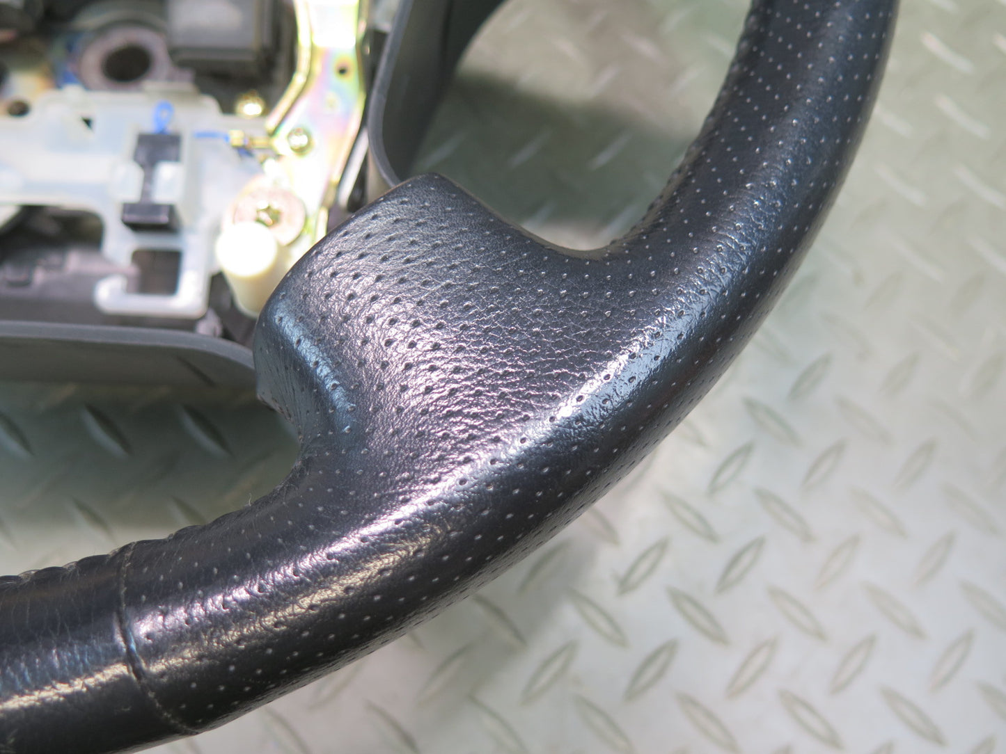 96-98 Nissan Stagea WGC34 Leather Steering Black OEM