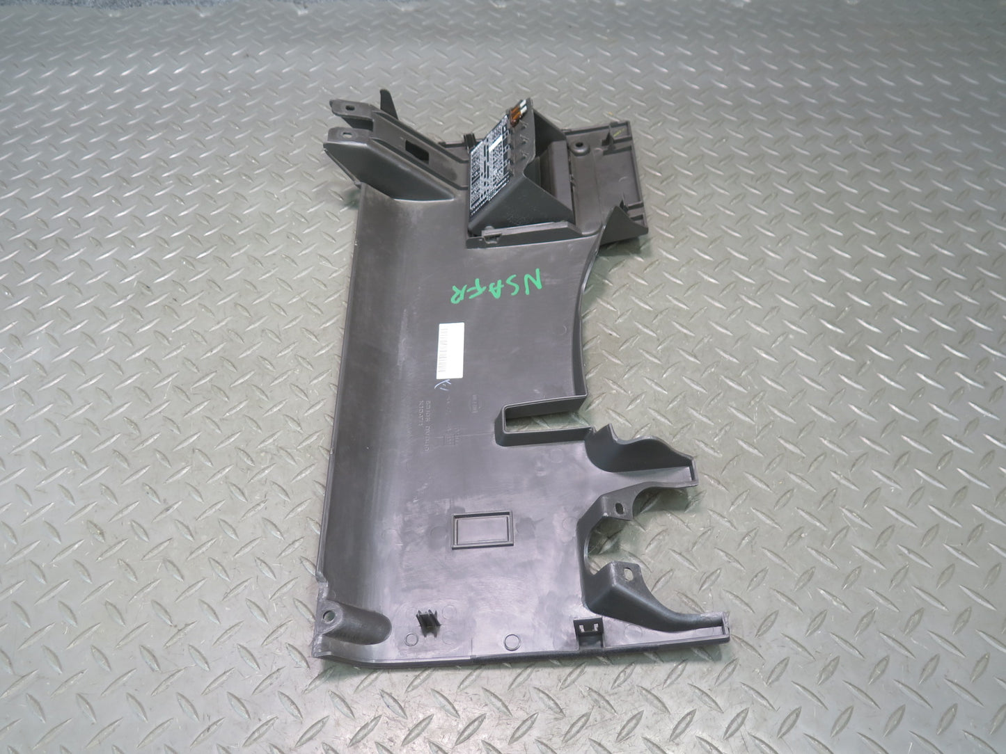 96-98 Nissan Stagea WGC34 Dash Front Right Lower Knee Trim Panel 68106-0V000 OEM