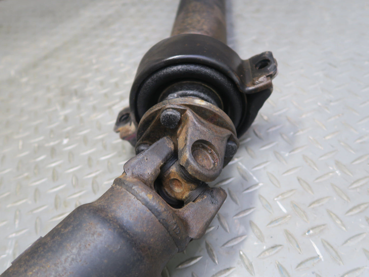 1996 Nissan Stagea WGC34 A/T Rear Drive Shaft Driveshaft OEM