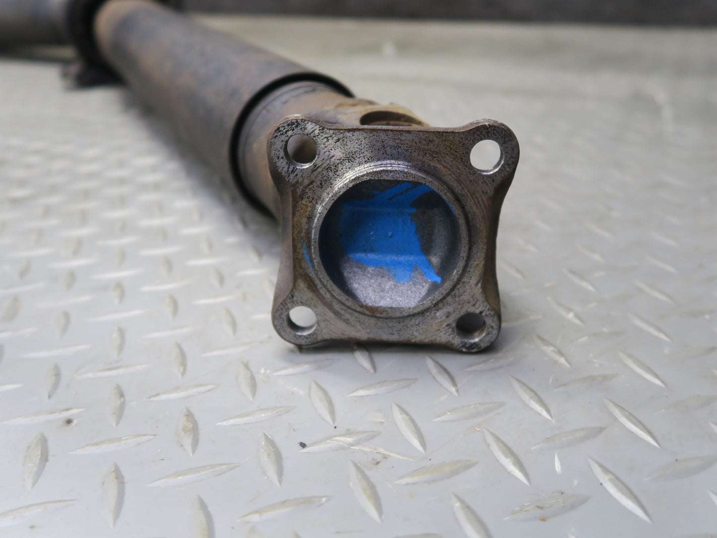 1996 Nissan Stagea WGC34 A/T Rear Drive Shaft Driveshaft OEM