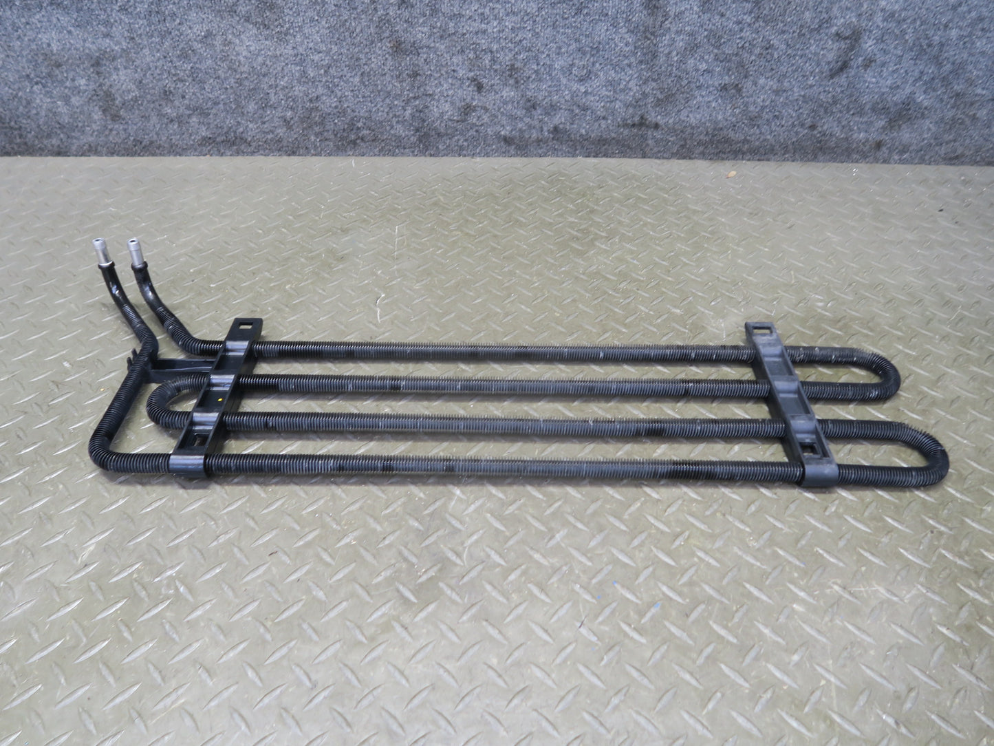 08-12 Audi 8T S5 4.2L Power Steering Oil Cooler Cooling Line Coil 8K0422885D OEM