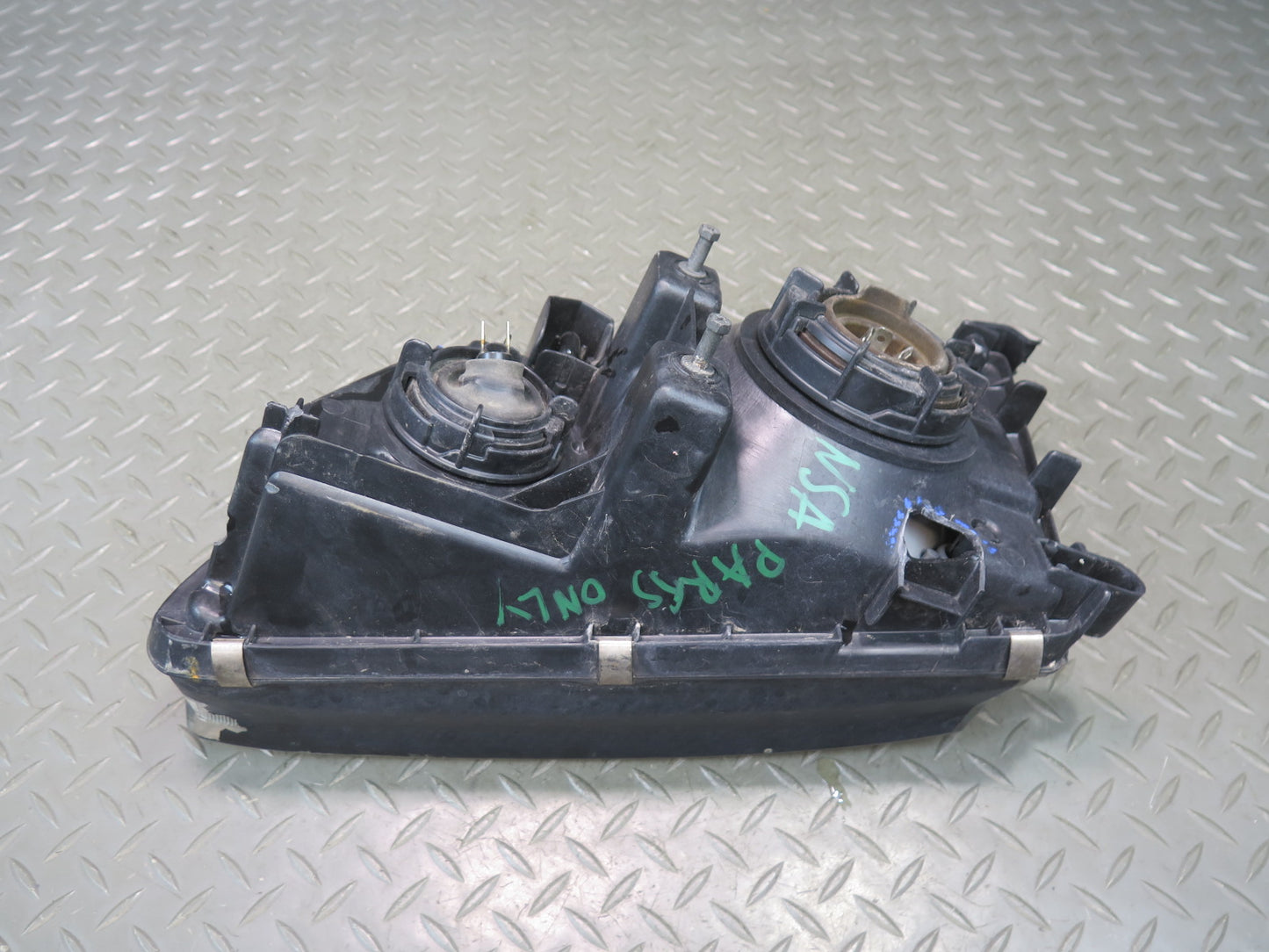 96-98 Nissan Stagea WGC34 Front Right Headlight Lamp OEM