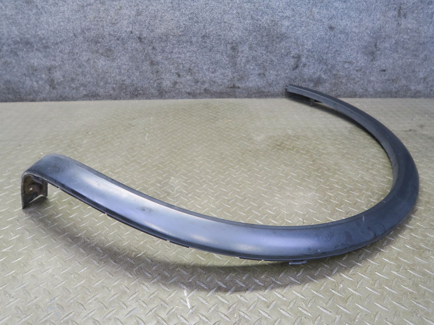 11-18 Porsche Cayenne 958 Rear Right Left Wheel Fender Flare Trim Molding Set