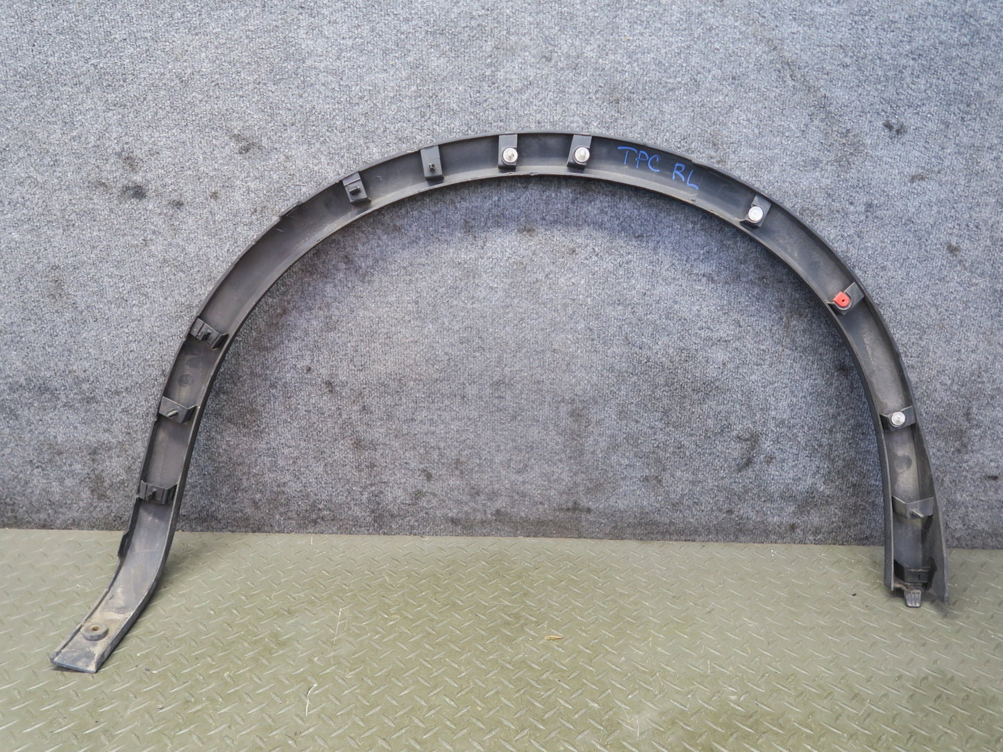 11-18 Porsche Cayenne 958 Rear Right Left Wheel Fender Flare Trim Molding Set