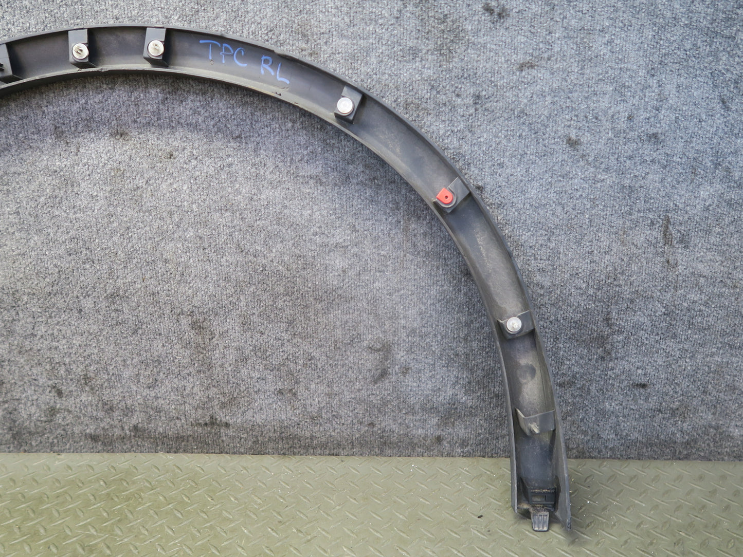 11-18 Porsche Cayenne 958 Rear Right Left Wheel Fender Flare Trim Molding Set