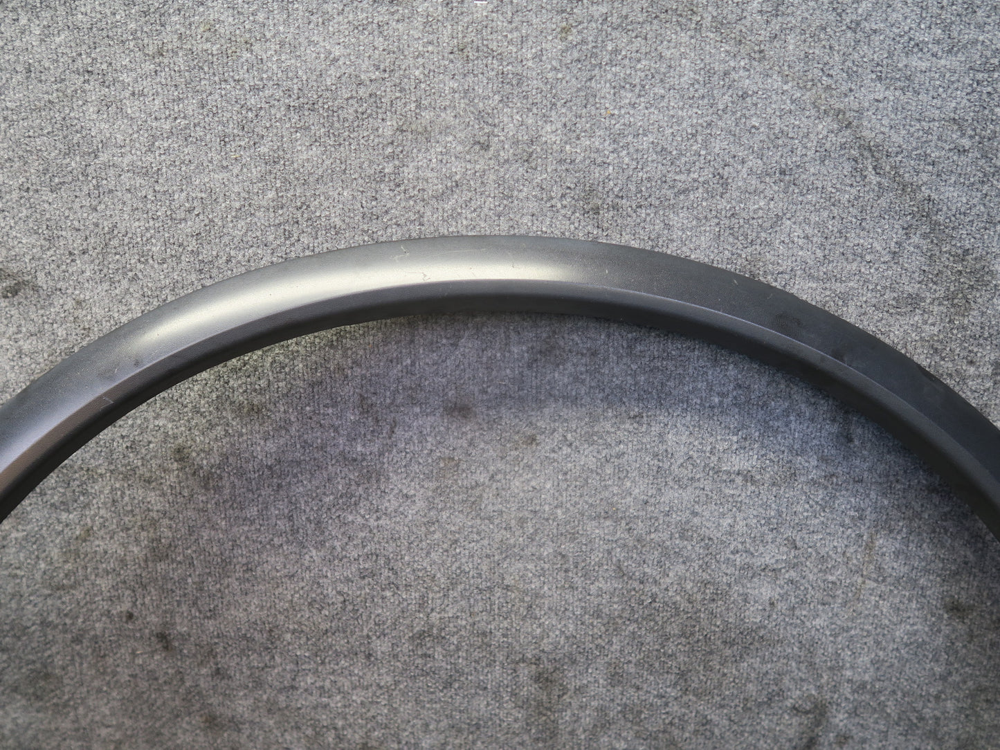 11-18 Porsche Cayenne 958 Rear Right Left Wheel Fender Flare Trim Molding Set