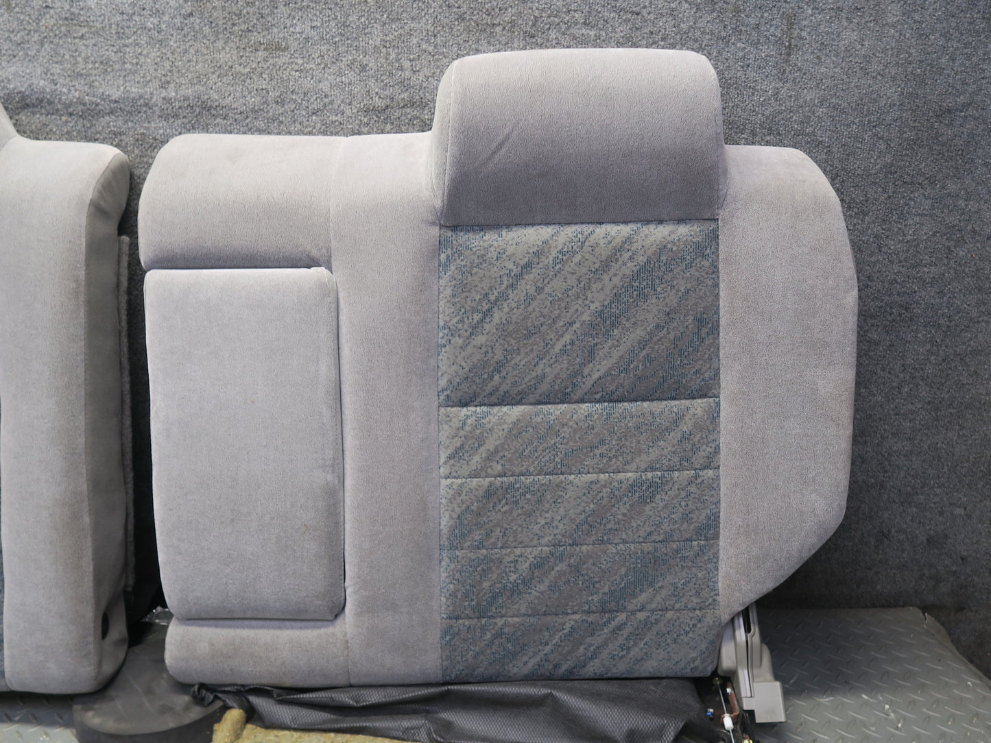 96-98 Nissan Stagea WGC34 Front & Rear Cloth Seat Set Olive Gray OEM
