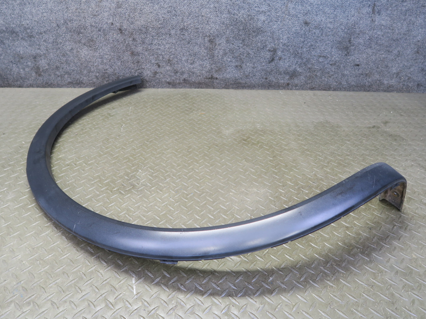 11-18 Porsche Cayenne 958 Rear Right Left Wheel Fender Flare Trim Molding Set