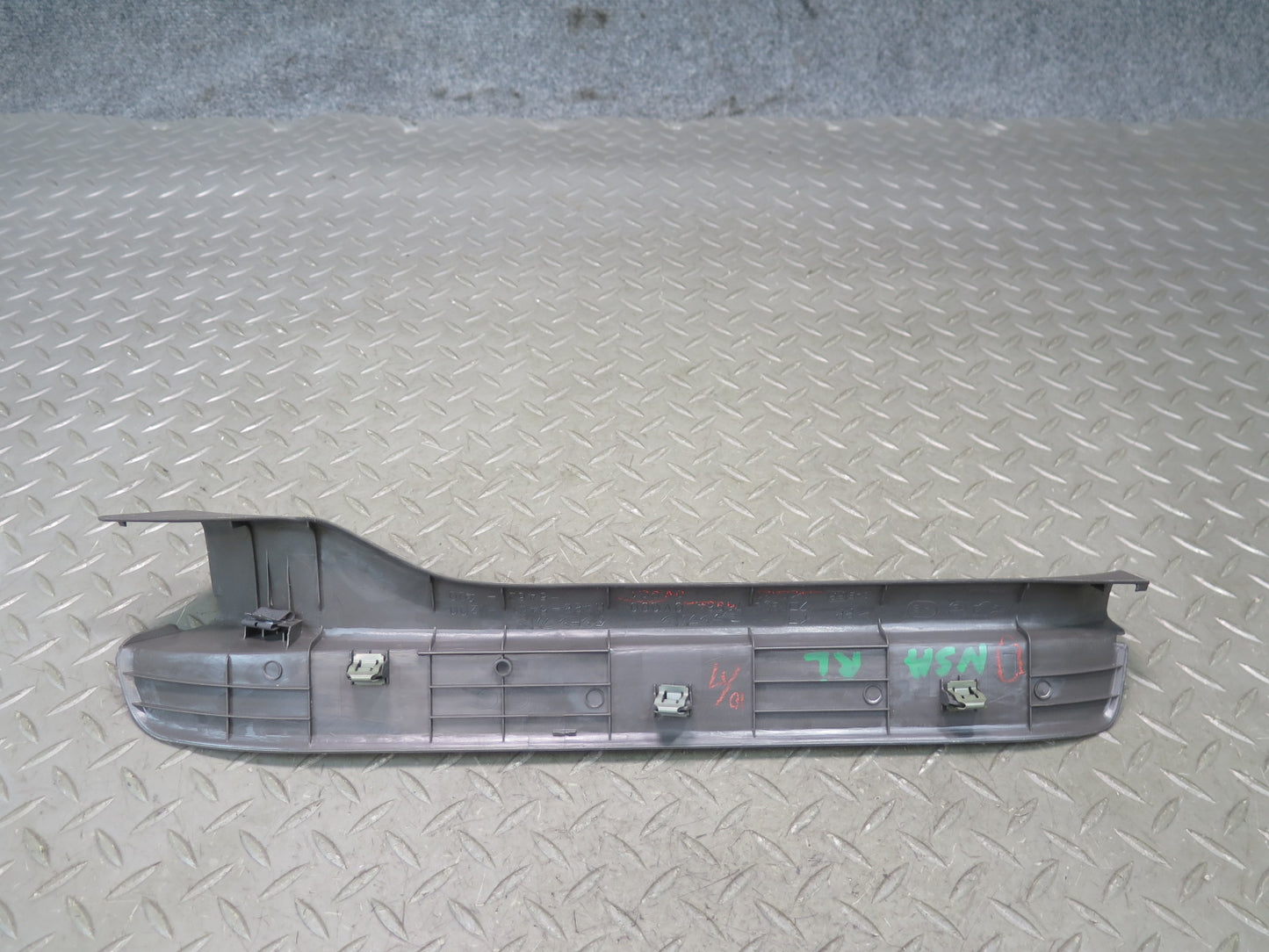 96-98 Nissan Stagea WGC34 Set of 2 Rear Door Scuff Sill Plate Trim Panel OEM