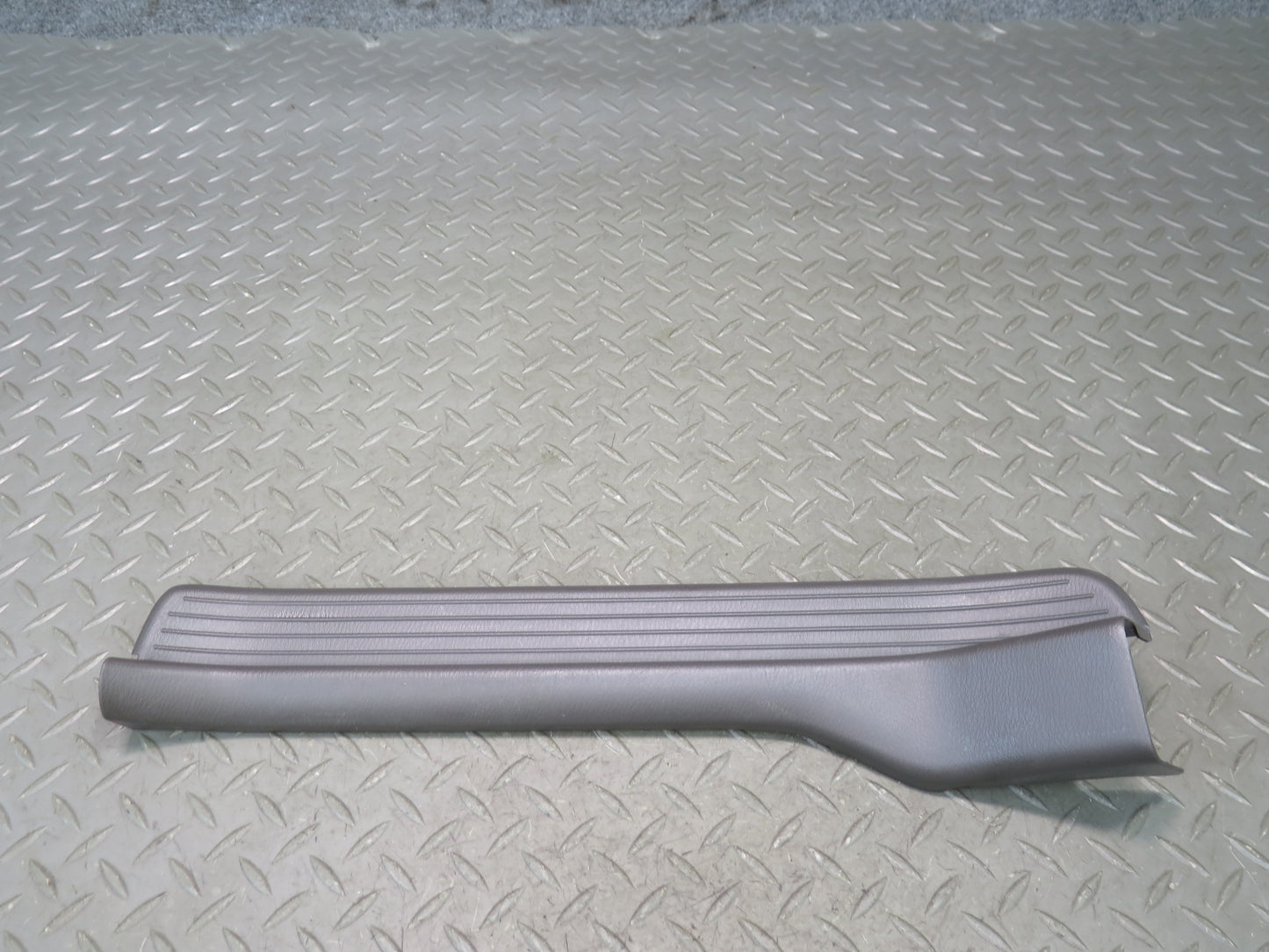 96-98 Nissan Stagea WGC34 Set of 2 Rear Door Scuff Sill Plate Trim Panel OEM