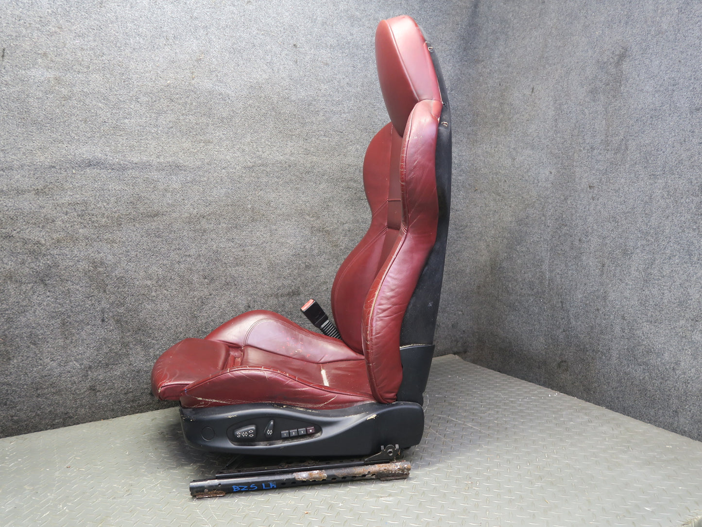 03-08 BMW E85 Z4 M-style Front Left & Right Sport Leather Heated Seat RED OEM