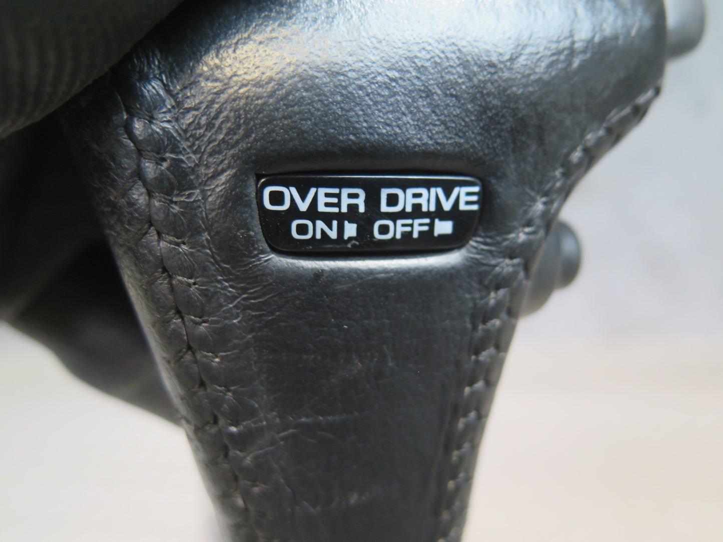 96-98 Nissan Stagea WGC34 A/T Automatic Transmission Gear Shifter Assembly OEM