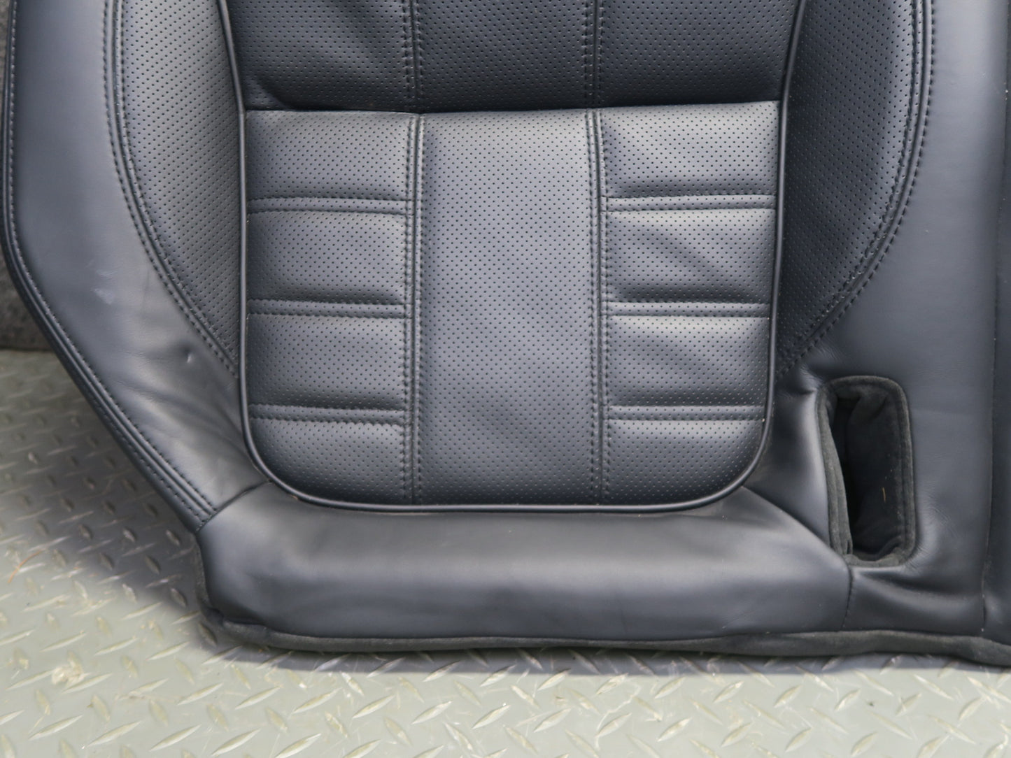 2014-2017 Range Rover Sport L494 Rear Left Seat Lower Leather Cushion