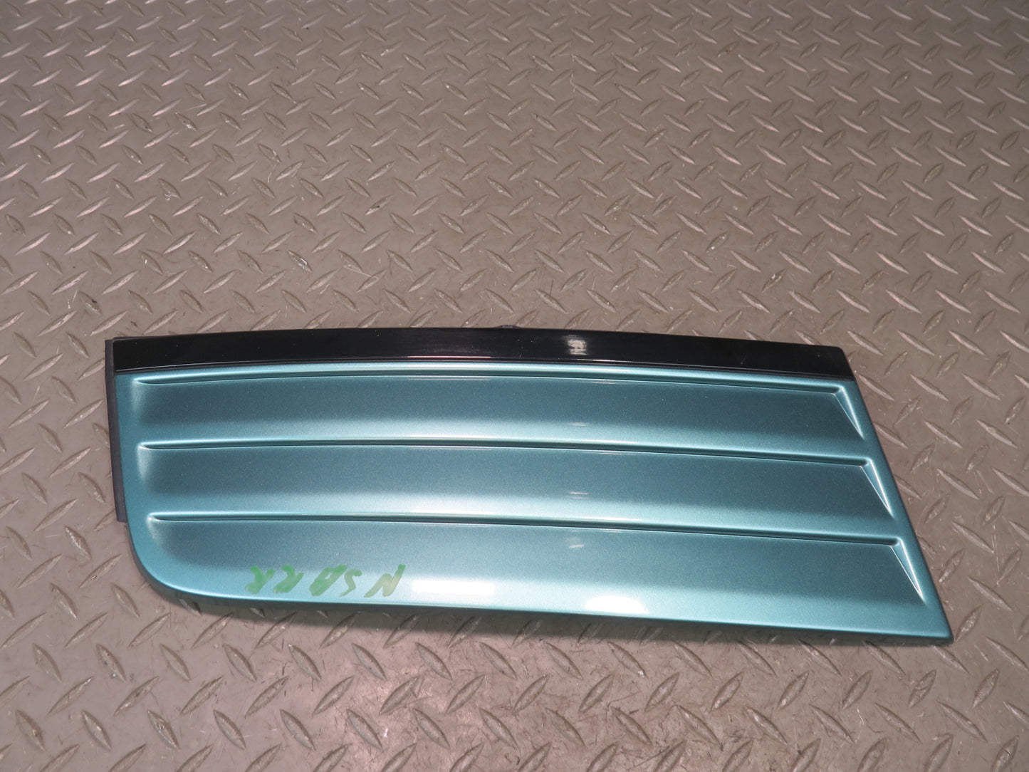96-98 Nissan Stagea WGC34 Set of 2 Rear Exterior D Pillar Trim Molding Cover OEM