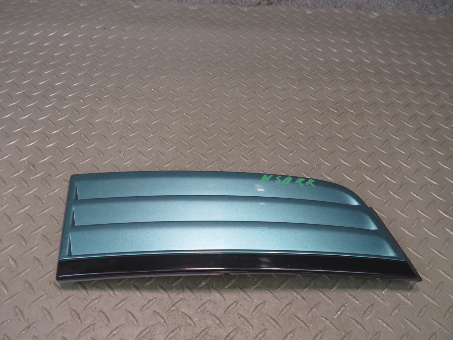 96-98 Nissan Stagea WGC34 Set of 2 Rear Exterior D Pillar Trim Molding Cover OEM
