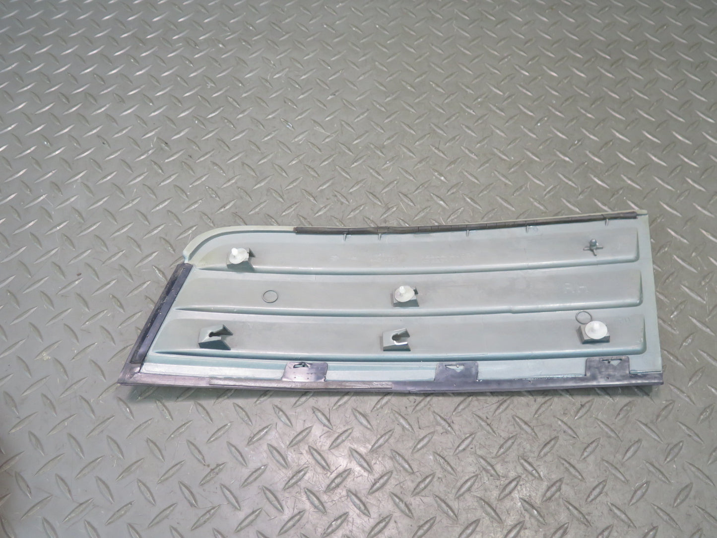 96-98 Nissan Stagea WGC34 Set of 2 Rear Exterior D Pillar Trim Molding Cover OEM
